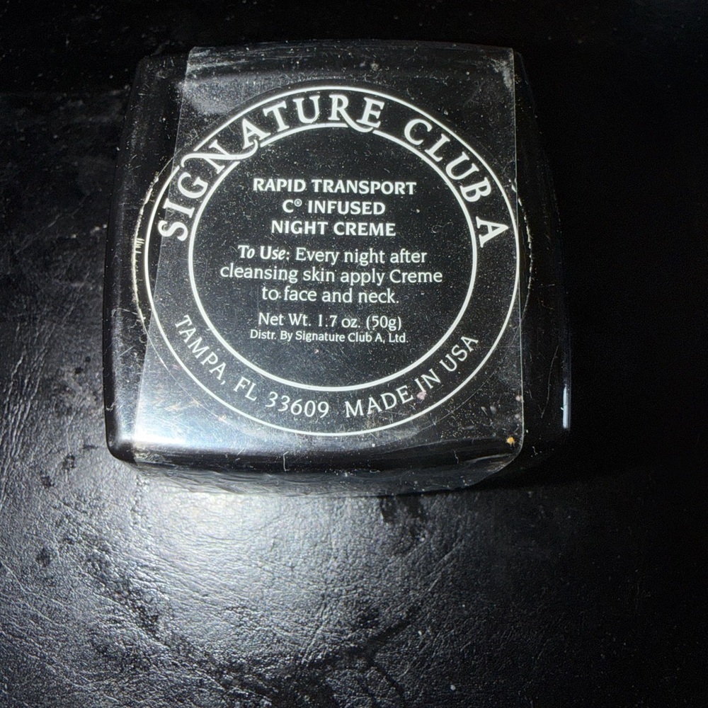 New Signature Club A Night Creme 1.7oz